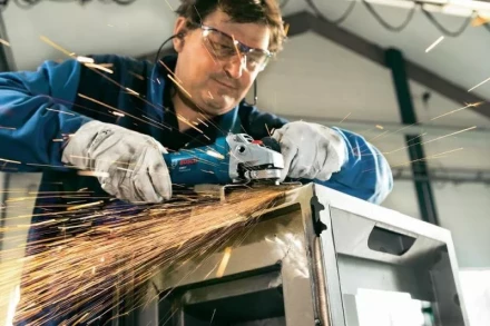 Углошлифовальная машина BOSCH GWS 7-115 Е (0.601.388.201) купить в Челябинске