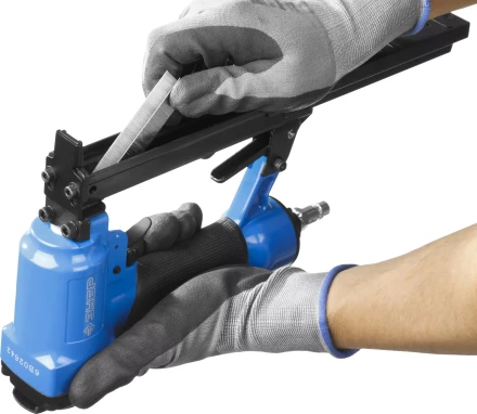 Степлер (скобозабиватель) пневматический для скоб тип 53F (10-22 мм) и тип 140 (10-14 мм) 3190 серия ПРОФЕССИОНАЛ купить в Челябинске