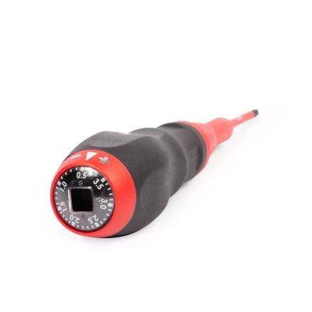 Диэлектрическая динамометрическая отвертка VDE КВТ НИО-3306 со сменными битами SLIM, 6 шт. (90952) купить в Челябинске