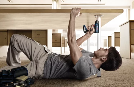 Аккумуляторная дрель BOSCH GSR 1000 (0.601.9F4.020) купить в Челябинске