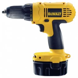 Дрель-винтоверт аккумуляторная DeWalt DC 728 КА