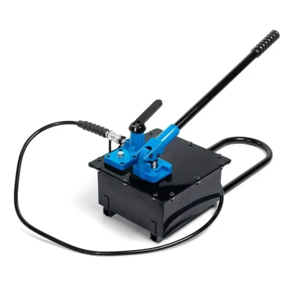 Помпа гидравлическая ручная КВТ ПМР-7080 объем маслобака 8.0 л (88147) купить в Челябинске