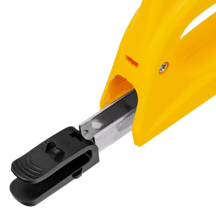 Степлер пластиковый, скобы в комплекте, тип 53, 6-10 мм Denzel 40221 купить в Челябинске