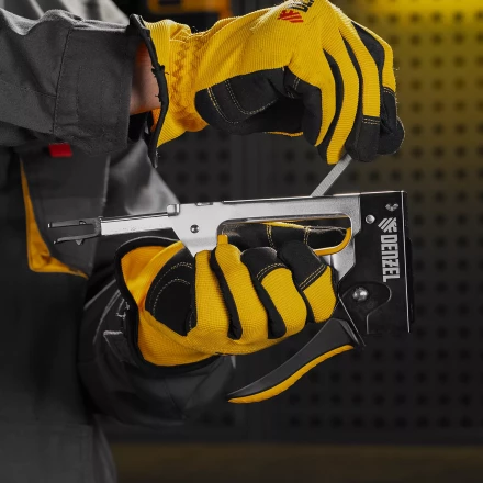 Степлер металлический, скобы в комплекте, 2К рукоятка, тип 53, 6-10 мм Denzel 40222 купить в Челябинске