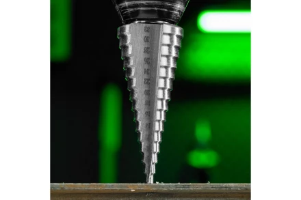 Сверло ступенчатое по металлу Сибртех 723015, 4-6-8-10-12-14-16-18-20-22-24-26-28-30-32 мм, 4241 купить в Челябинске