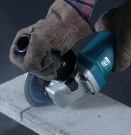 Шлифмашина Makita УШМ GA6040С купить в Челябинске
