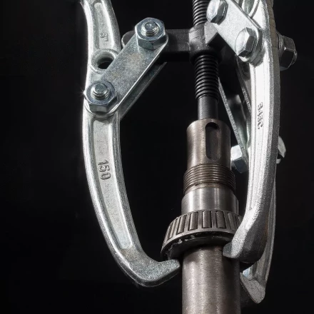 Съемник механический двухлапковый КВТ СМ-80Д серия ПРОФИ (82129) купить в Челябинске