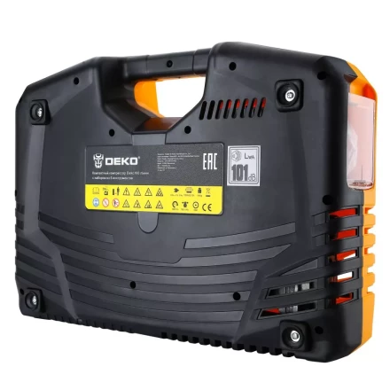 Компрессор безмасляный DEKO 180 с набором из 6 инструментов, 009-0100 купить в Челябинске