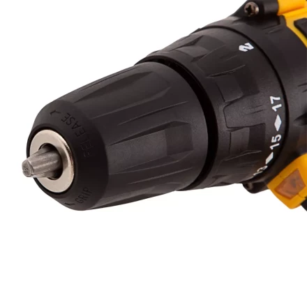 Дрель-шуруповерт аккумуляторная CDL-12-01CB, Li-Ion, 12 В, 1 акк.// Denzel 26104 купить в Челябинске