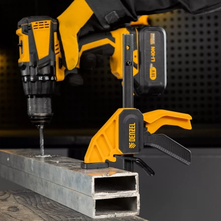 Струбцина F-образная Denzel, быстрозажимная, 150 х 55 мм, усиленный нейлоновый корпус, 20501 купить в Челябинске