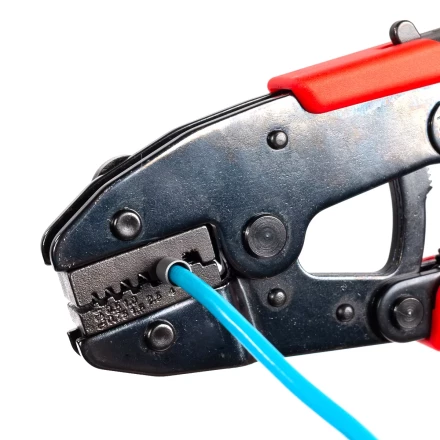 Пресс-клещи КВТ СТВ+9 с 9 матрицами МПК для опрессовки разъемов, втулочных, изолированных и неизолированных наконечников (набор) (89183) купить в Челябинске