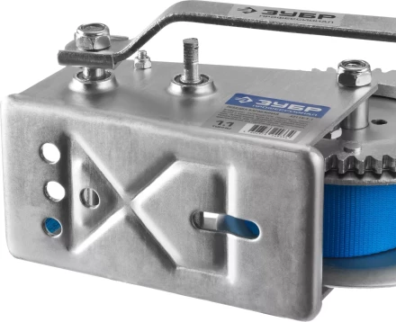 Лебедка ручная барабанная ЗУБР &quot;ПРОФЕССИОНАЛ&quot;, тяговая, ленточная, 1,1т, 10м 43115-1.1 купить в Челябинске