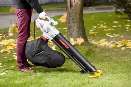 Пылесос ЗУБР садовый электрический, мусоросборник 40л, 2600Вт, 11000 - 15000об/мин, 12м3/мин, 160-270км/ч ЗПСЭ-2600 купить в Челябинске