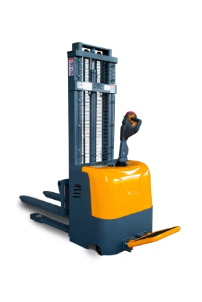 Штабелер самоходный 2,0 т 3,5 м XILIN CDD20K-EN 24/165 В/Ач (с платформой) 1045743 купить в Челябинске