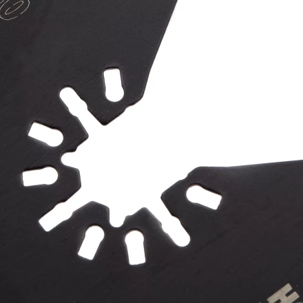 Насадка для МФИ отрезная полукруг Denzel 782301, HSS, по металлу и дереву, 80 мм х 1,2 мм, мелкий зуб купить в Челябинске