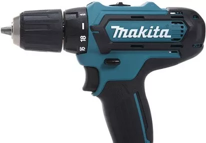 Аккумуляторная дрель-шуруповерт Makita DF331DWYE4 купить в Челябинске
