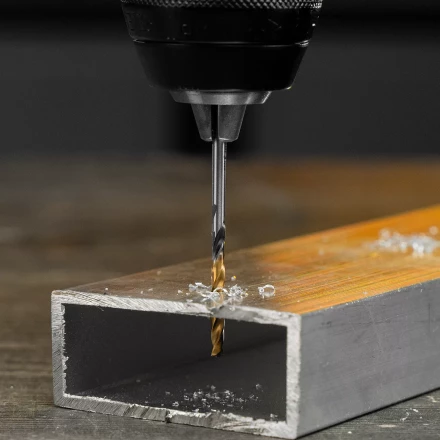 Сверло спиральное по металлу 3,2 x 65мм, Р6М5, Golden Tip, многогранная заточка, 2шт. Denzel 718269 купить в Челябинске