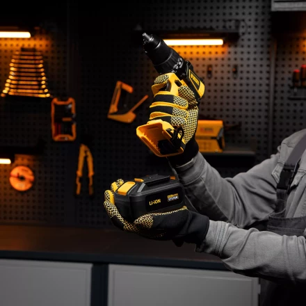 Батарея аккумуляторная Denzel IB-18-4.0, Li-Ion, 18 В, 4.0 А/ч 28434 купить в Челябинске