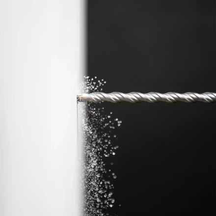 Бур по бетону Denzel, 10 x 260 мм, двойная спираль, три пылеотводящие кромки, 705018 купить в Челябинске