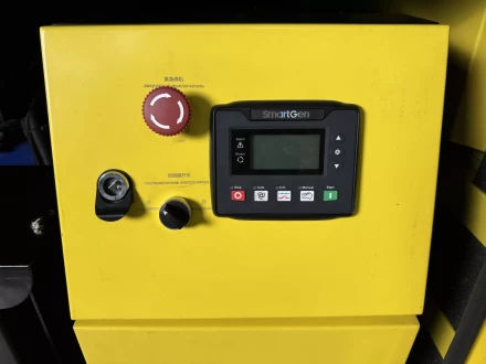 Дизельный генератор Vektor AD-70Y-T400 в шумозащитной кожухе купить в Челябинске