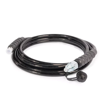 Рукав для высокого давления гидравлического оборудования КВТ РВД-5 длиной 5 м (61083) купить в Челябинске