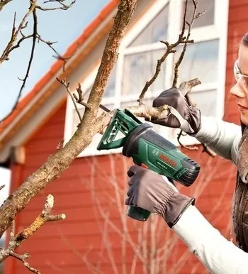 Аккумуляторная лобзиковая пила BOSCH PST 10,8 LI (0.603.3B4.022) купить в Челябинске