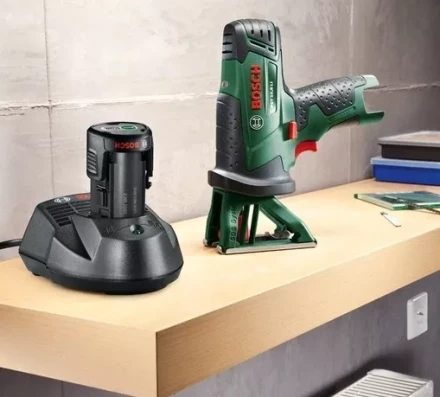 Аккумуляторная лобзиковая пила BOSCH PST 10,8 LI (0.603.3B4.022) купить в Челябинске